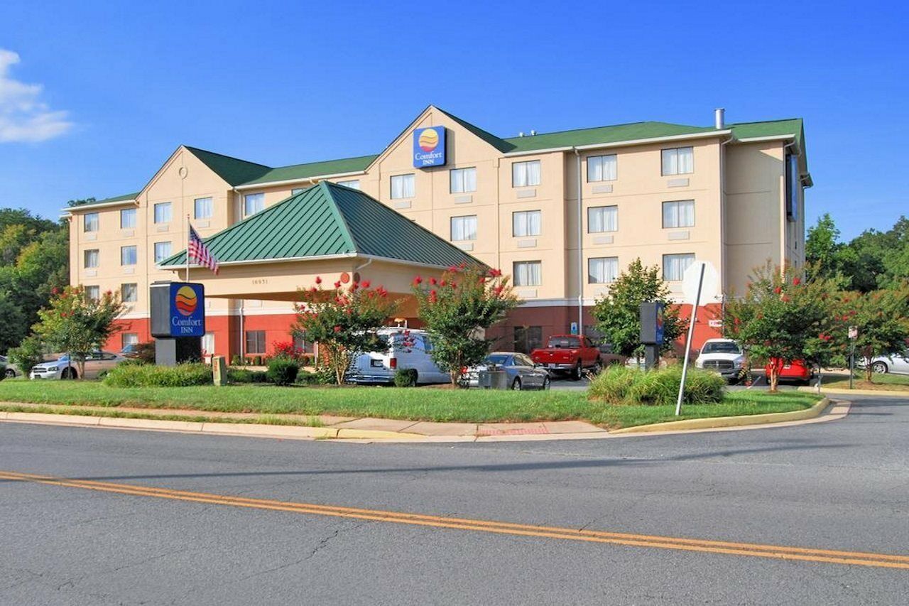 Comfort Inn Near Quantico Main Gate North Дамфрис Экстерьер фото